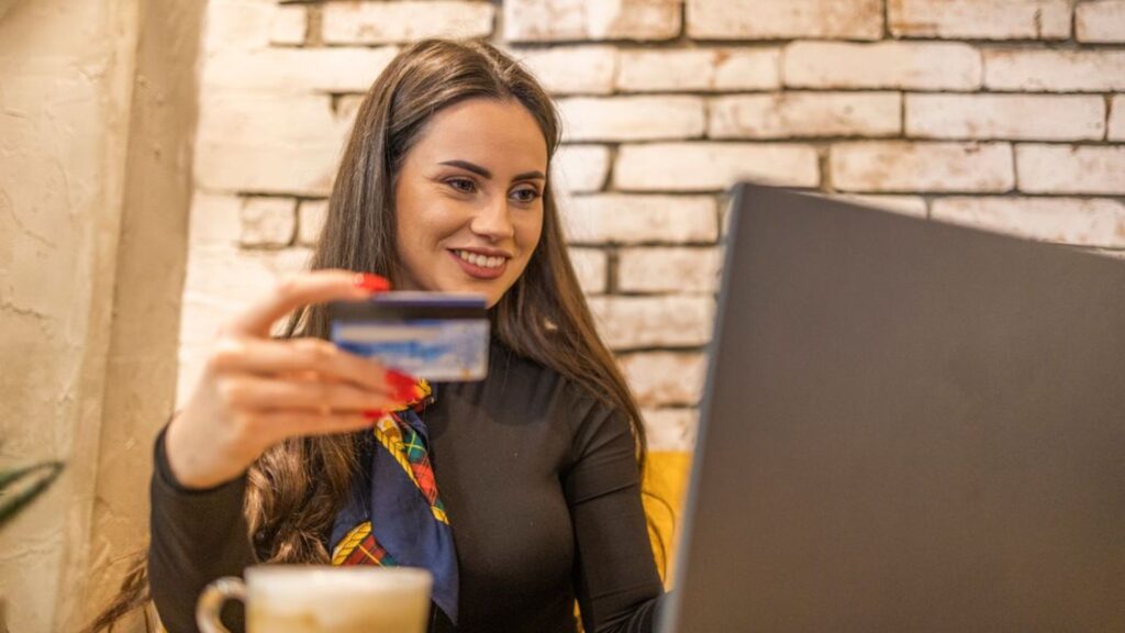 Benefits of Playing the Lottery on Mobile vs Desktop